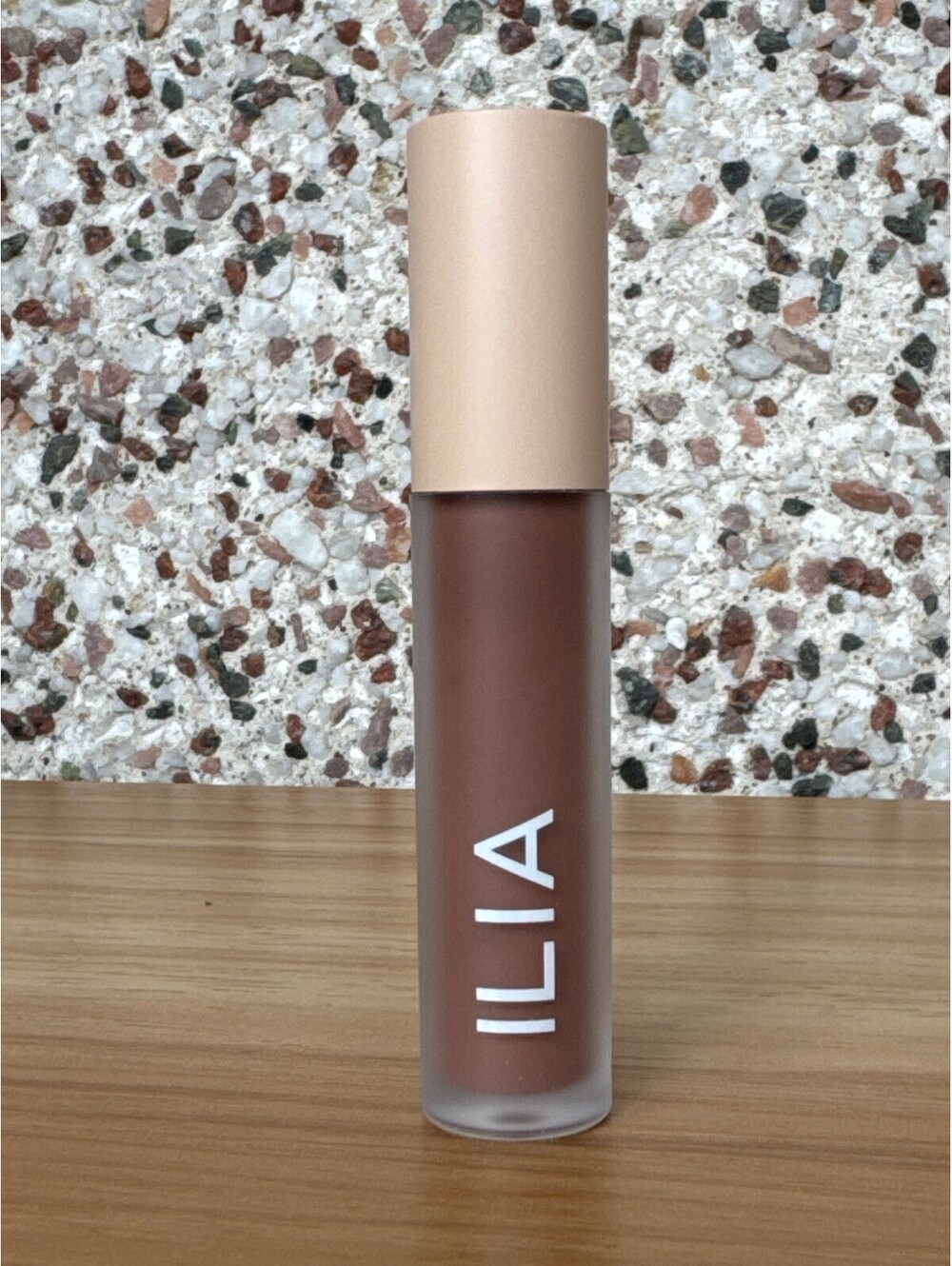 ILIA Liquid Powder Matte Eye Tint Tannin 0.12oz New in Box Full Size
